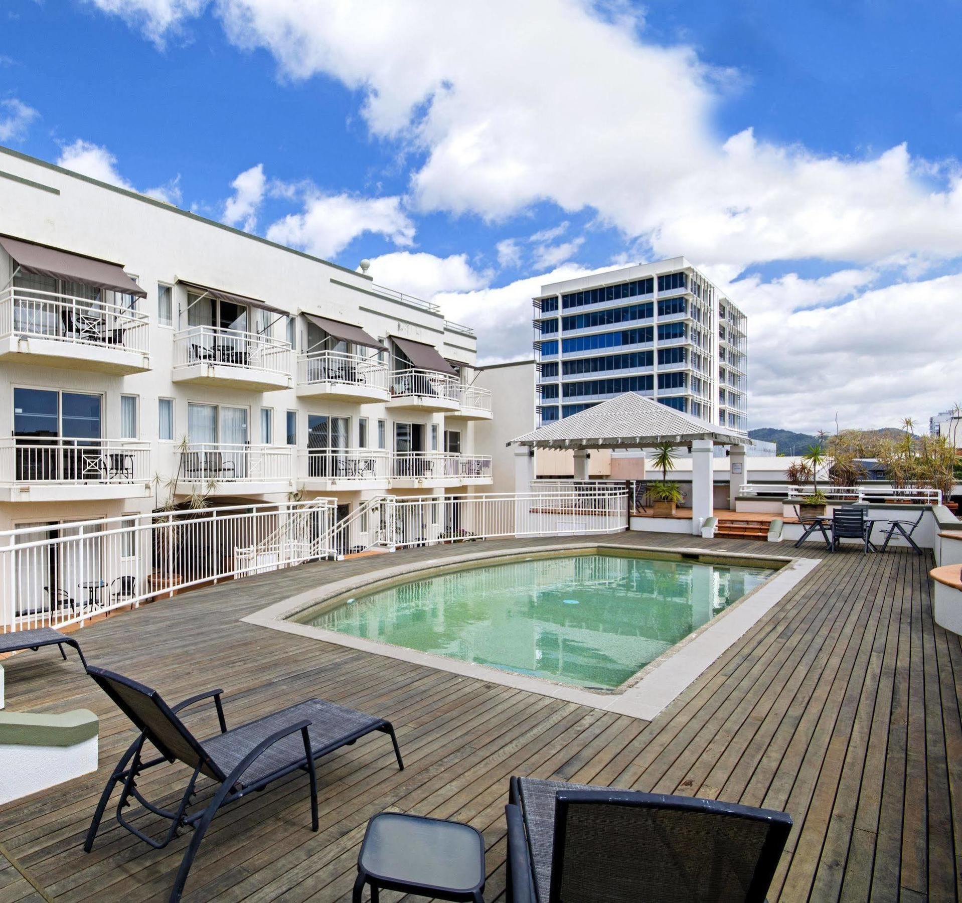 Il Centro Apartment Hotel Cairns Buitenkant foto